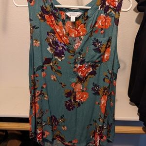 XL market and spruce